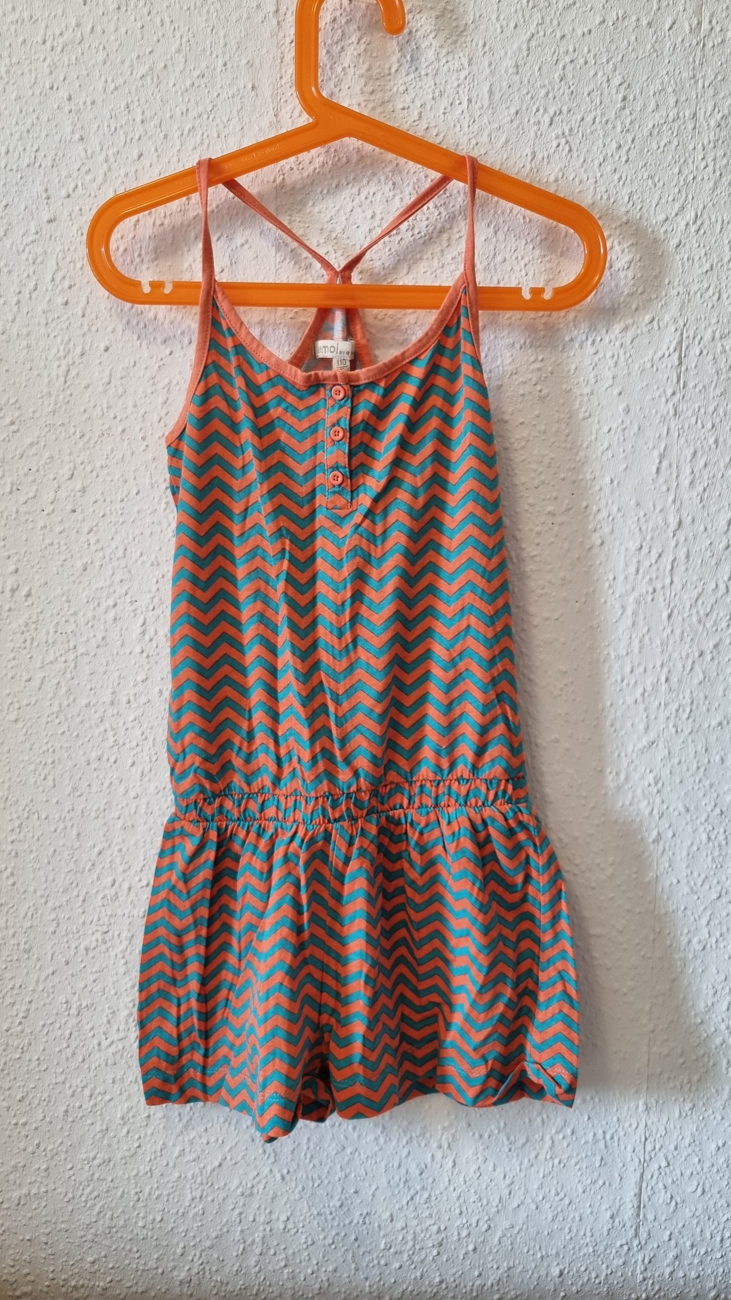 Träger Jumpsuit mit Flame Stitch 110