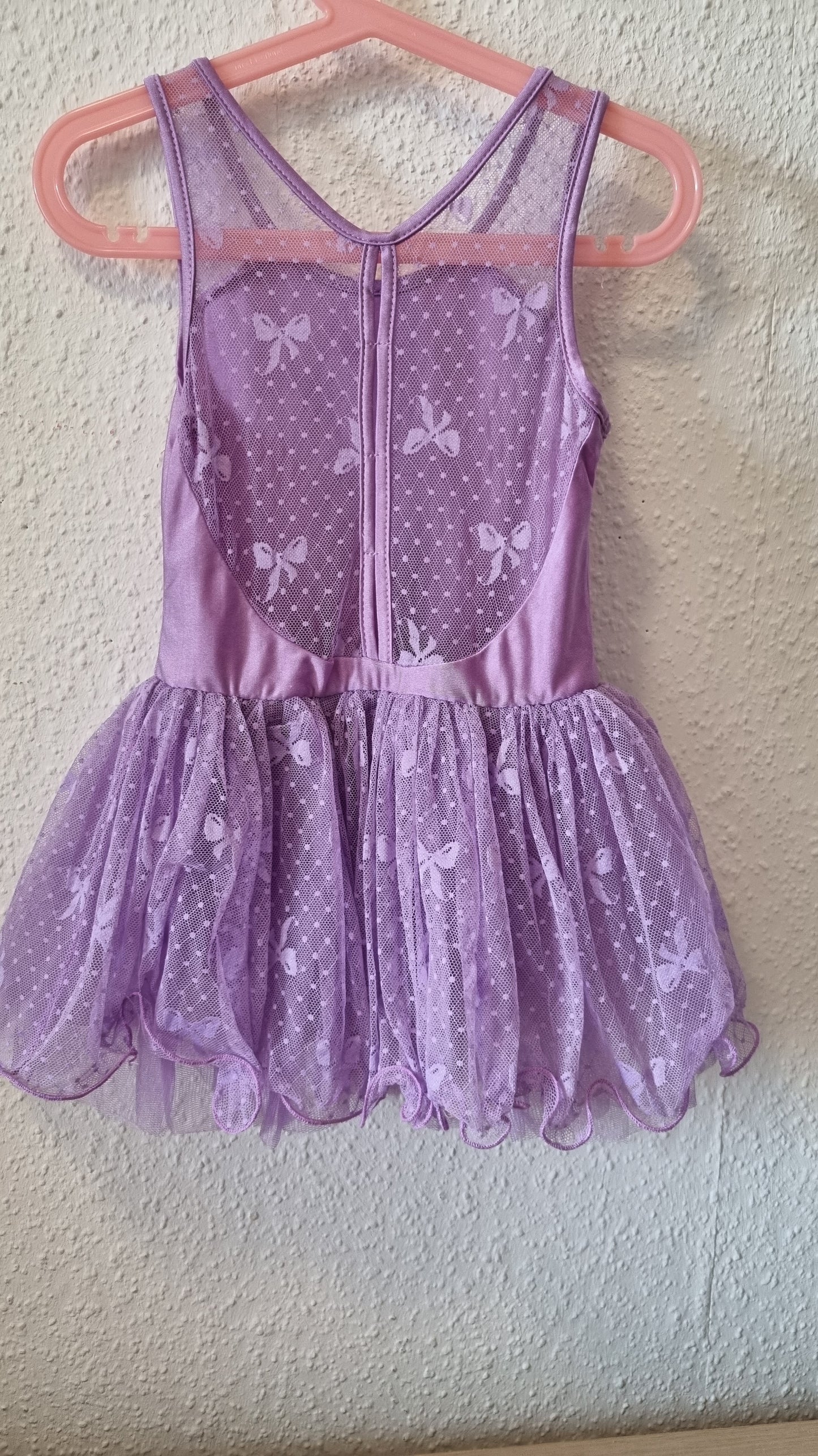 Lila Ballerina Kleid mit Schleifchen