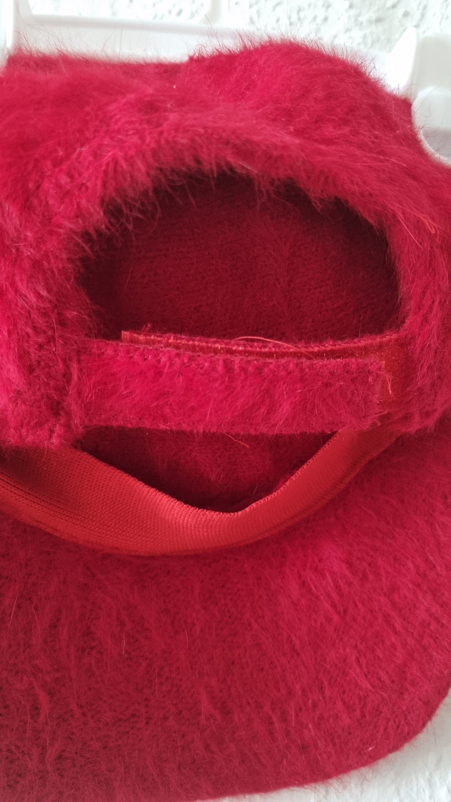 Prinzessinnen Mütze mit Glitzersteinen Rot S