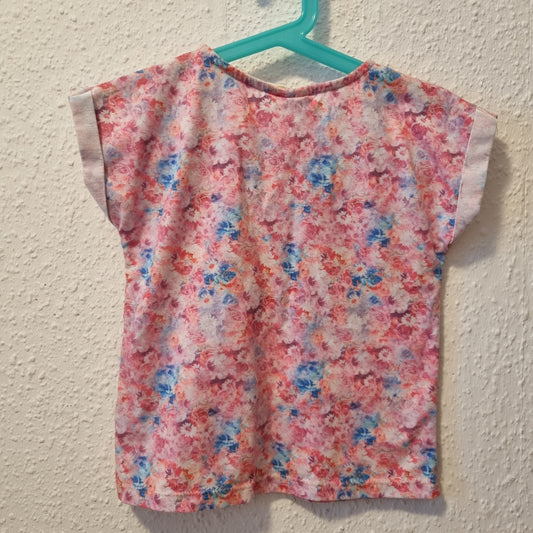 Blumenshirt mit Aufschrift 110
