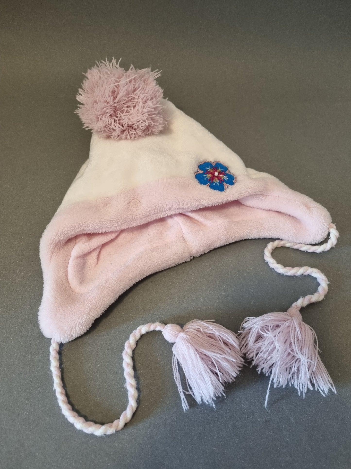 Kuschelmütze mit Bommel