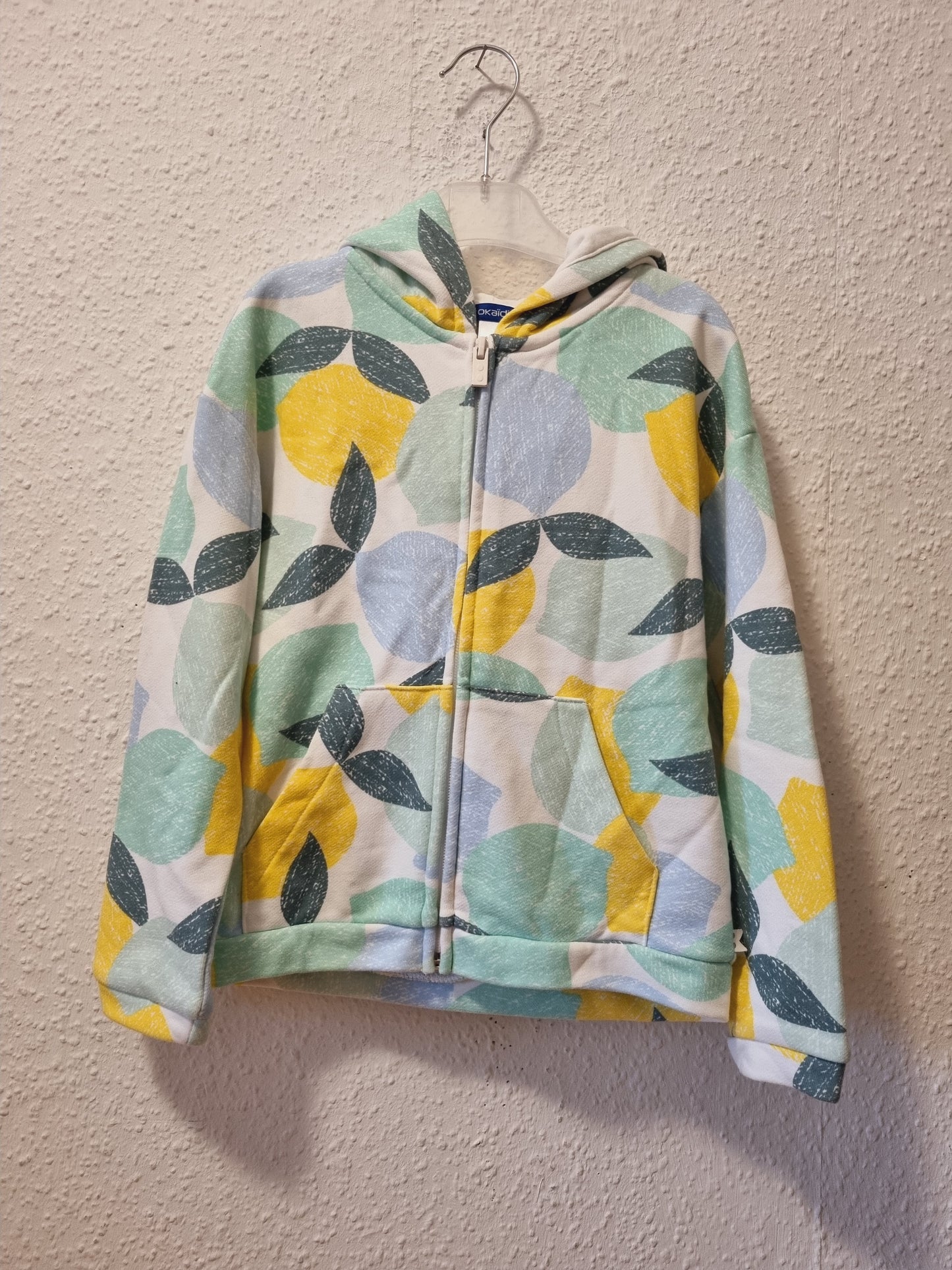 Sommerliche Sweatjacke mit Kapuze 116