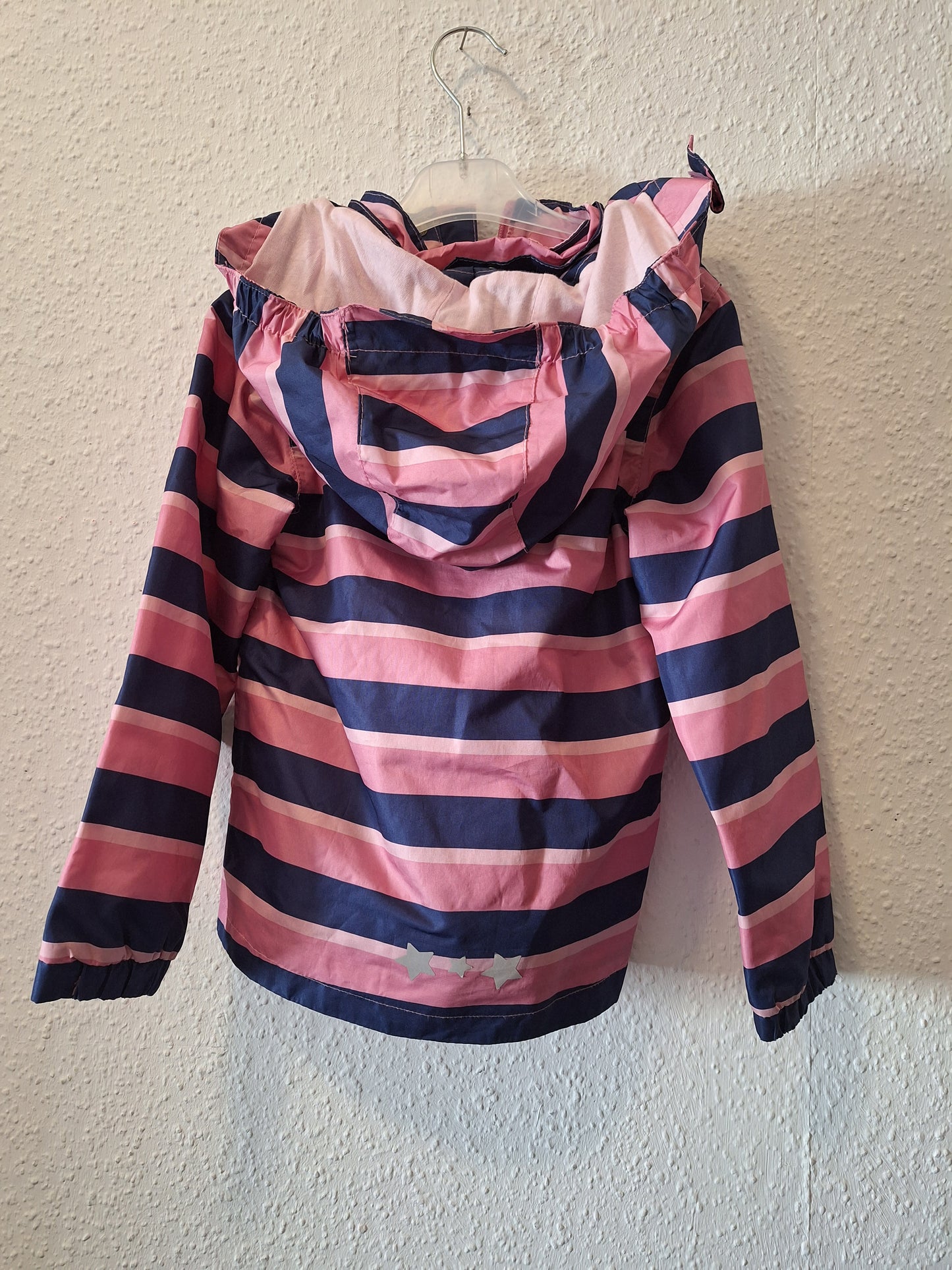 Regenjacke Rosa Blau gestreift mit Kapuze 110/116 Say Resale Übergang Secondhand Kinderkleiodung