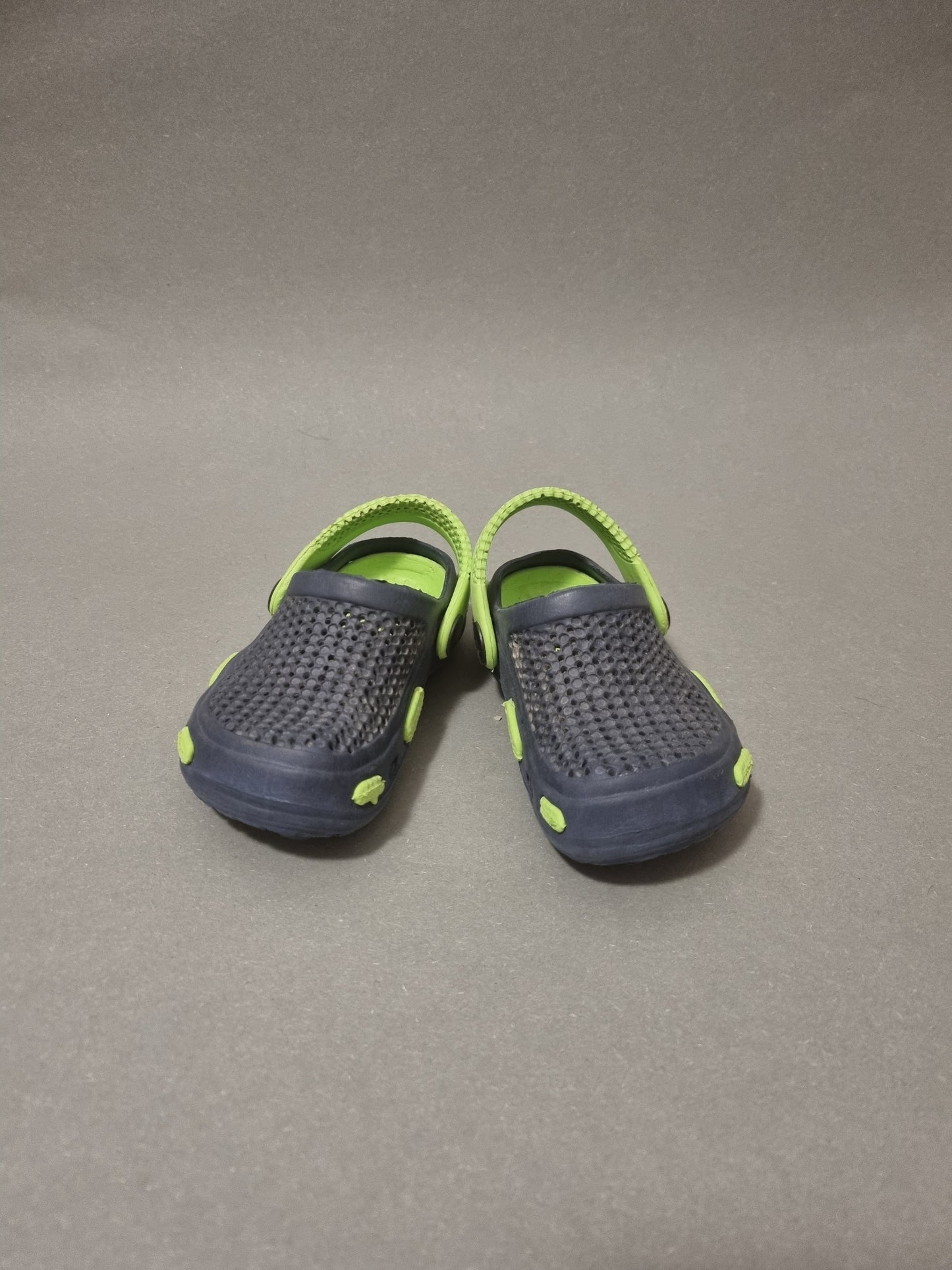 Blaue Mini Clogs 21