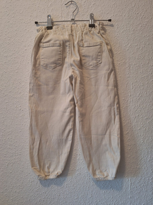 Jeanshose Cremeweiß 110