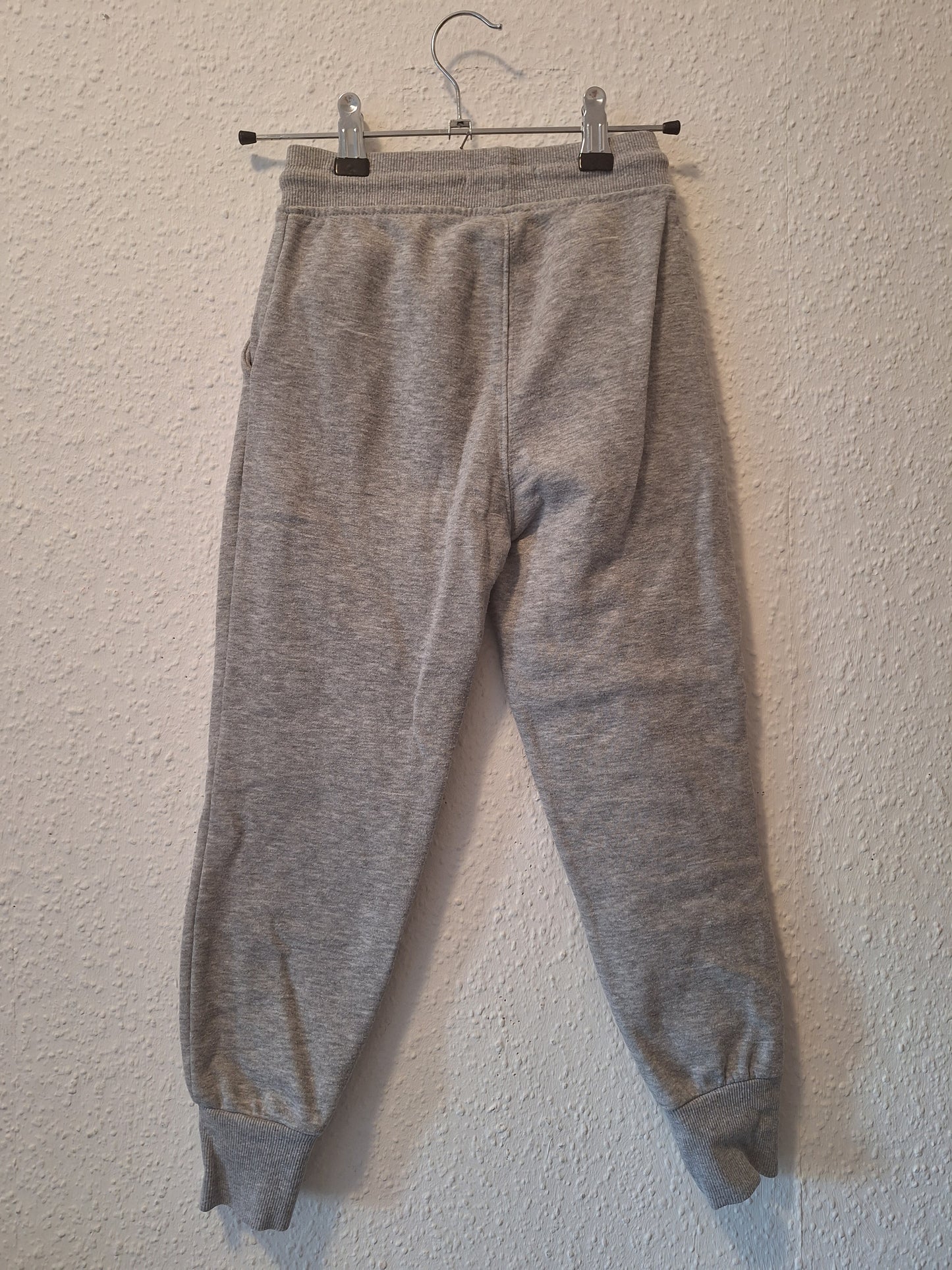 Jogginghose in Hellgrau 122