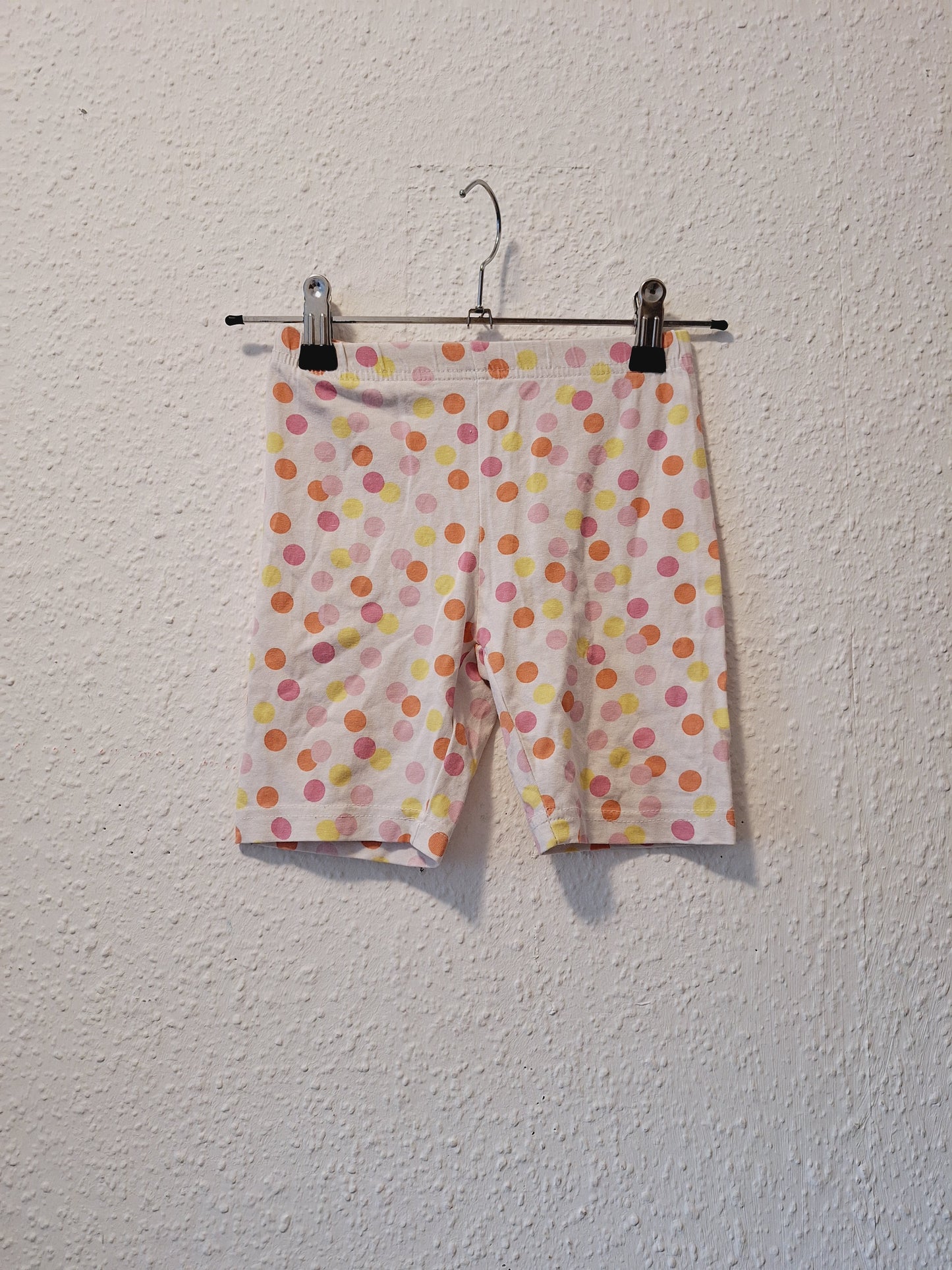 Weiße Radlerhose mit Punkten 116