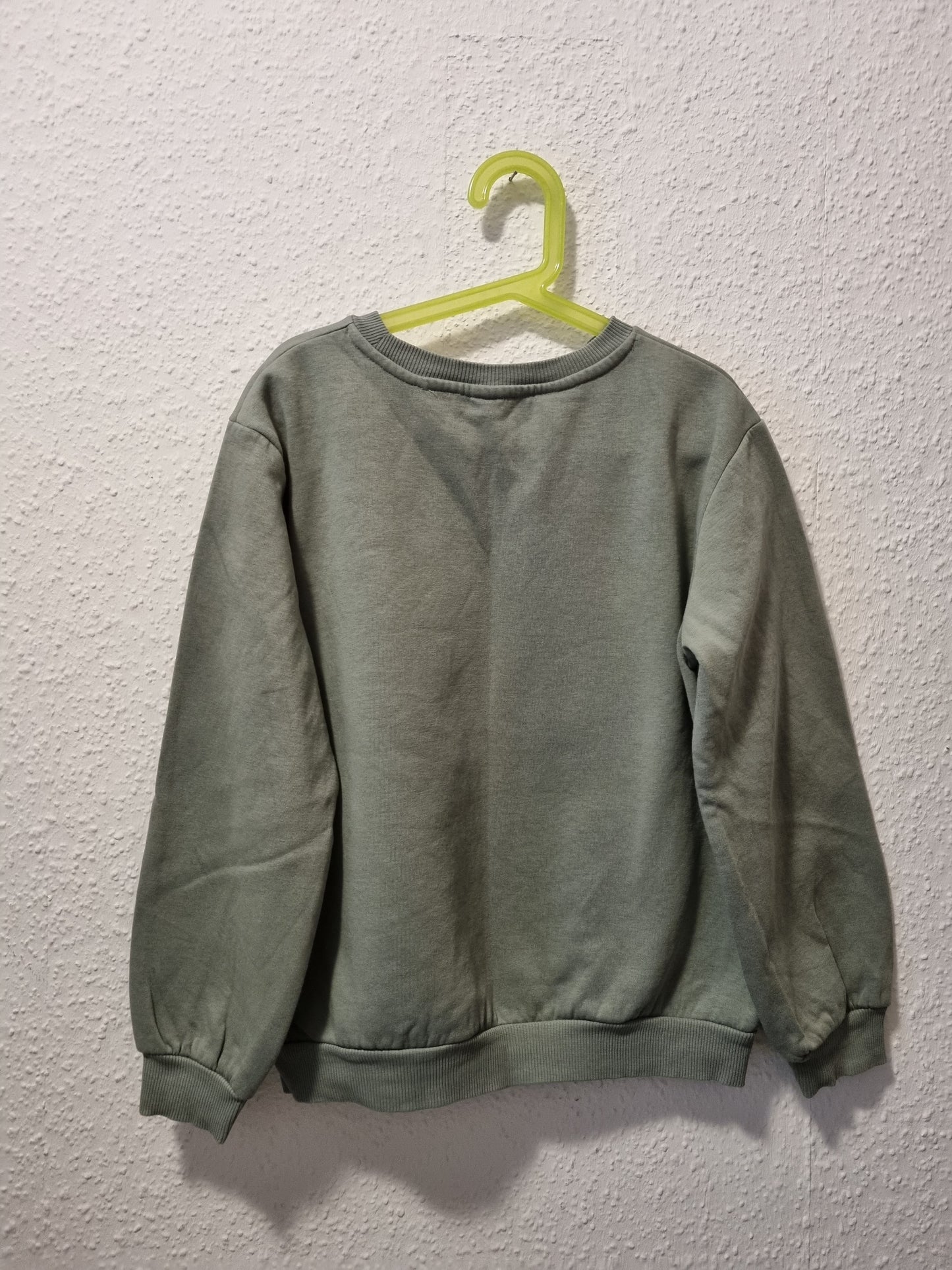 Pullover mit Paillletten Schmetterling 134/140