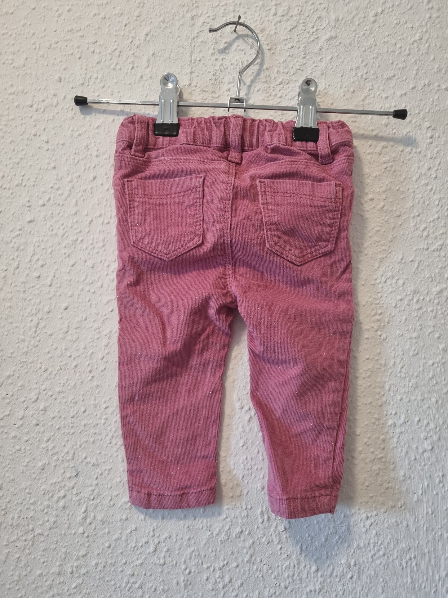 Cordhose in altrosa mit Glitzereffekt 74