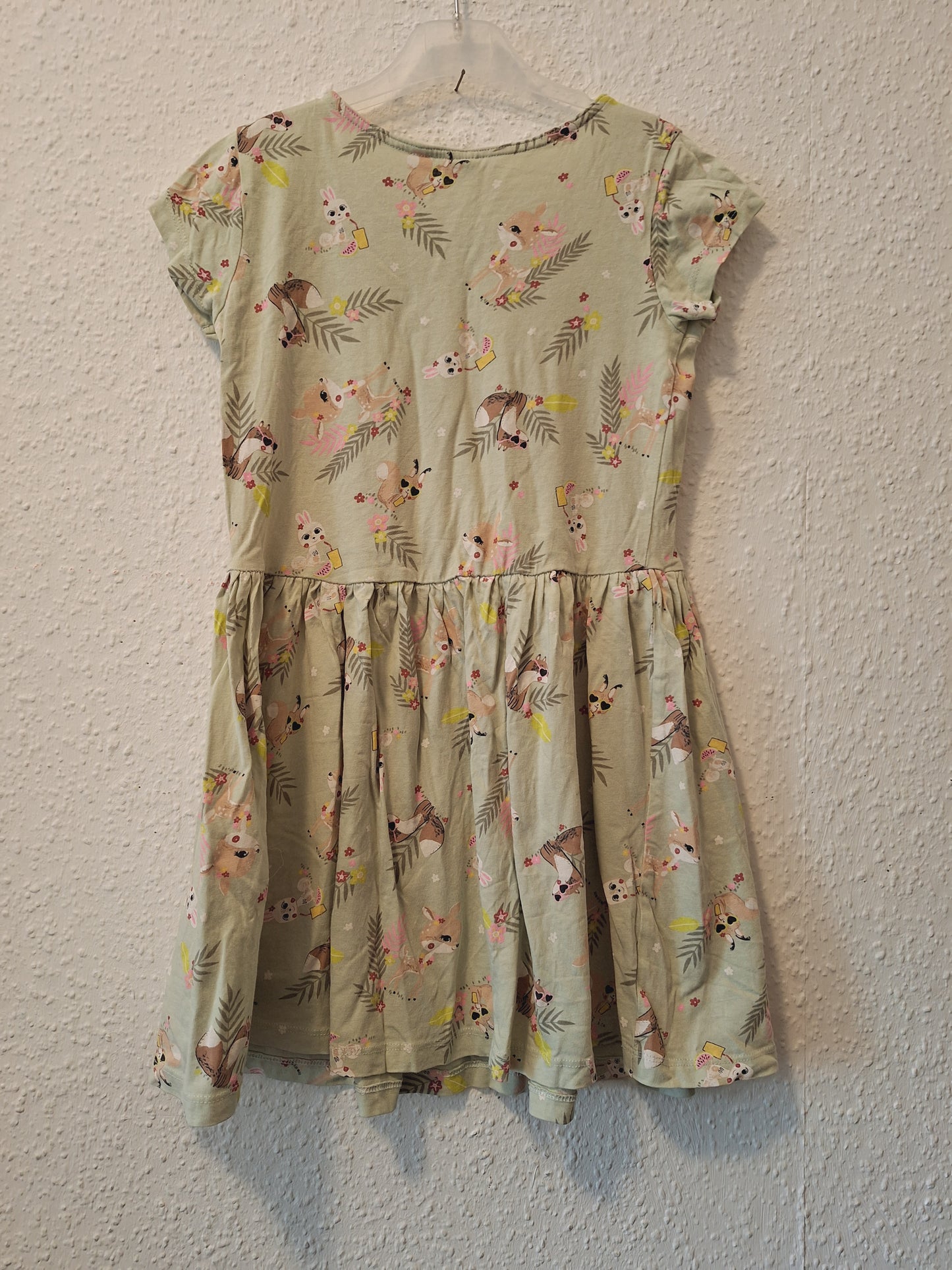 Grünes Kleid mit Waltiere 128