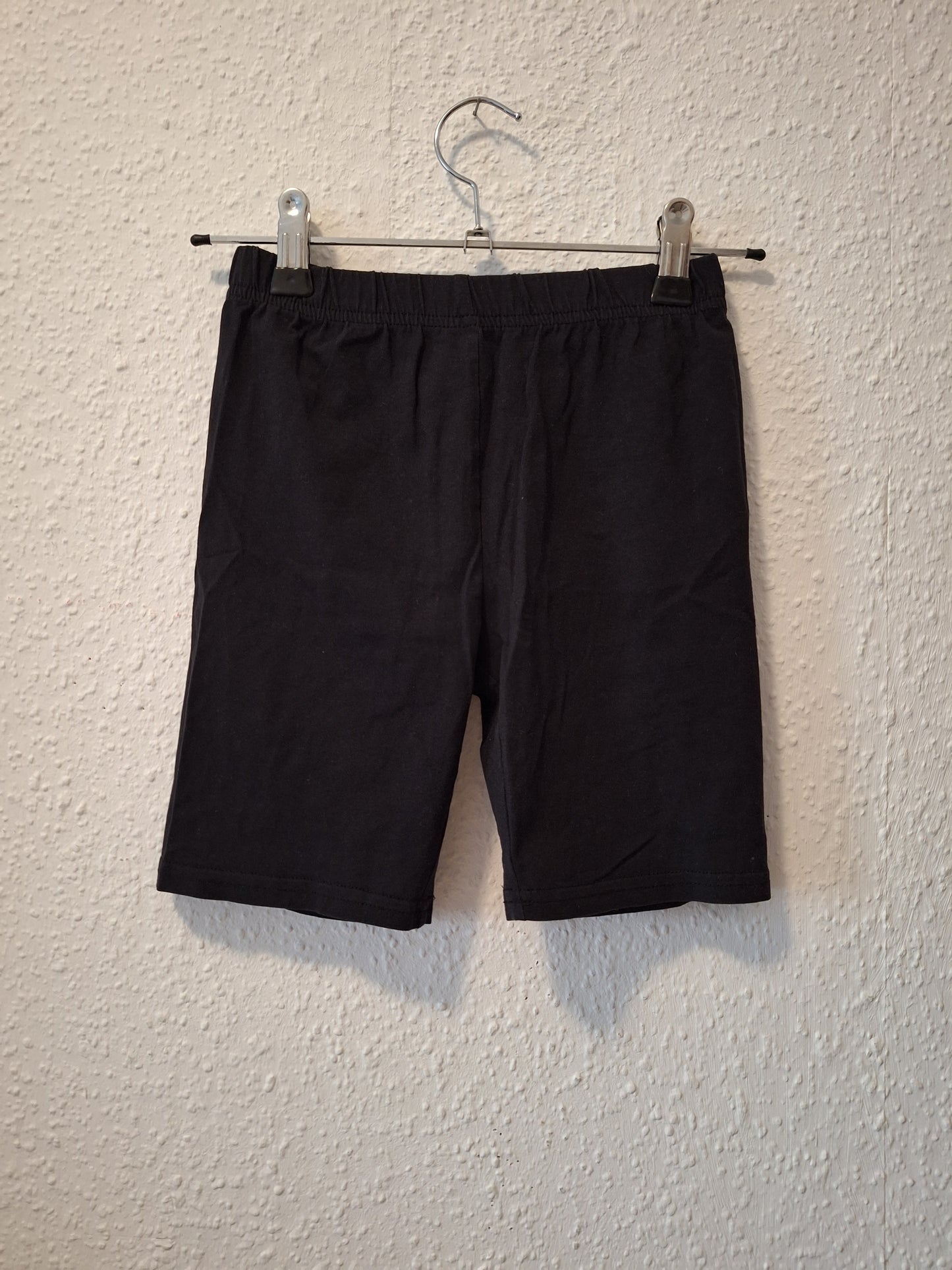 Schwarze Radlerhose kurz