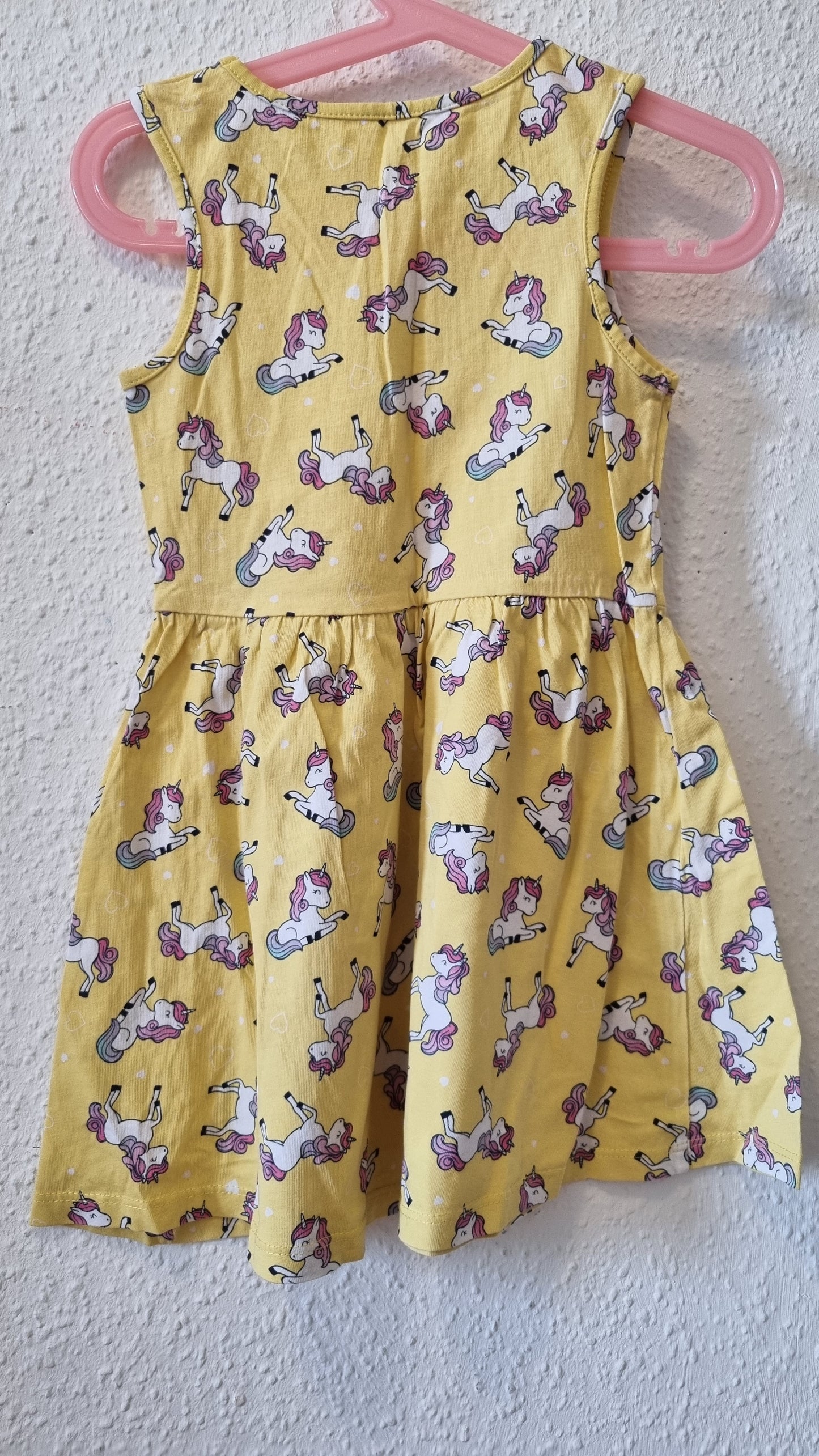 Sommerliches Einhornkleid