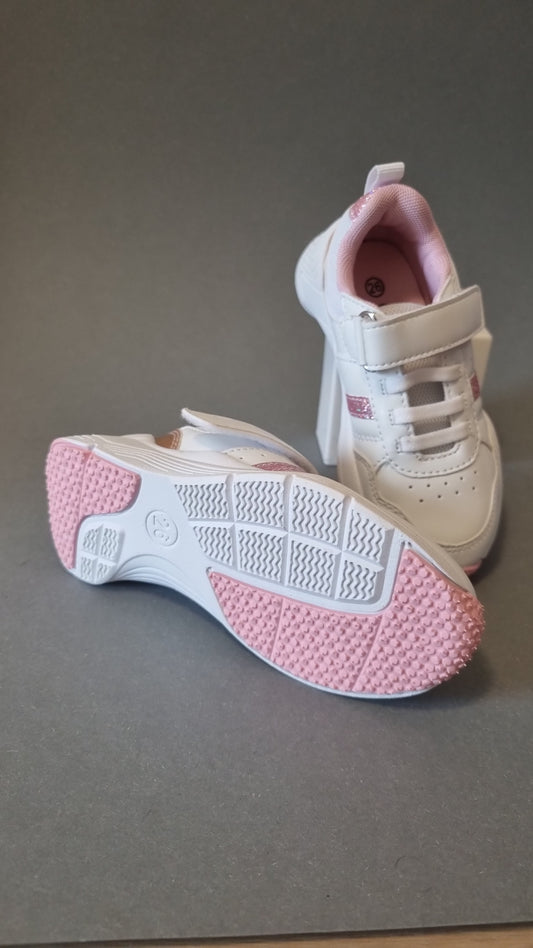 Sneaker in Weiß und Rosa