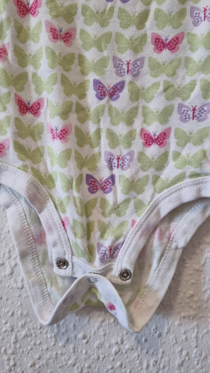 Kurzarmbody mit Schmetterlingen