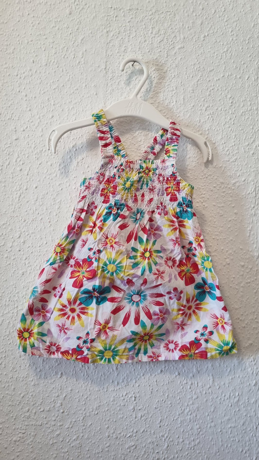 Blumiges Trägerkleid