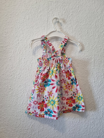 Blumiges Trägerkleid