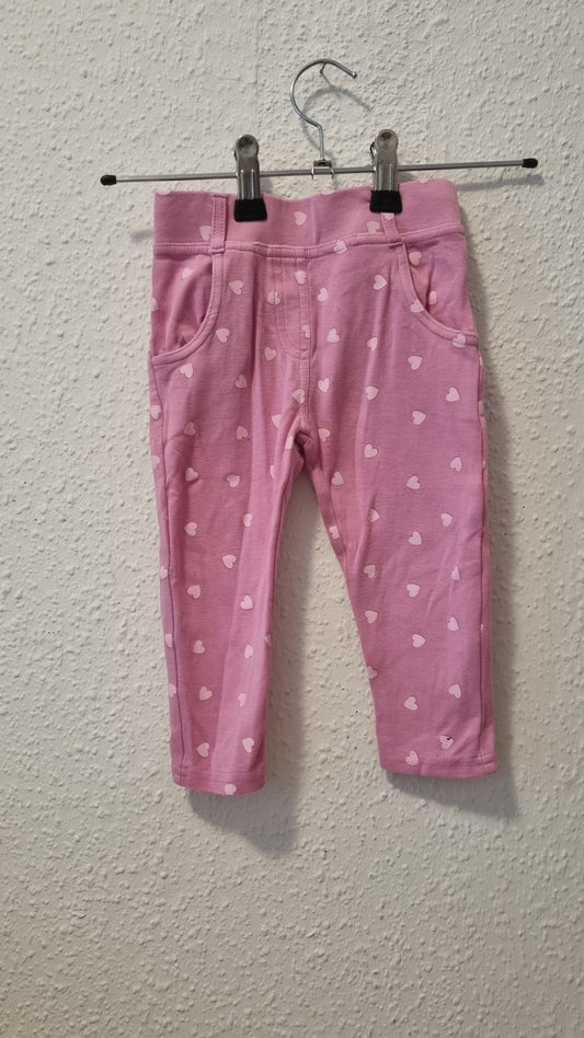 Stoffhose mit Herzen