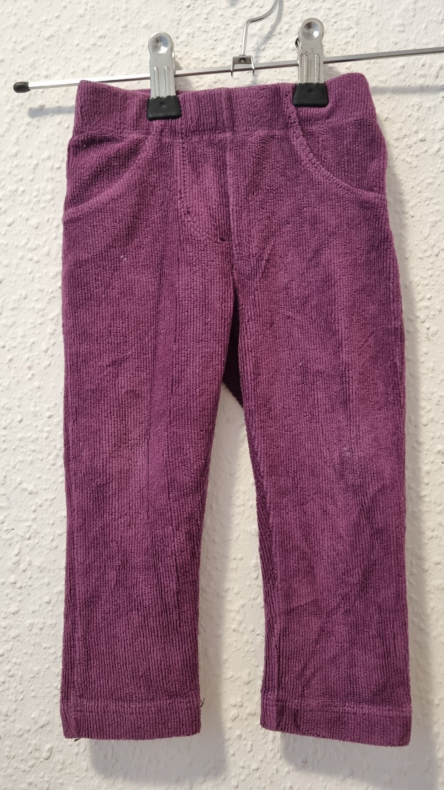 Cordleggings in Brombeere