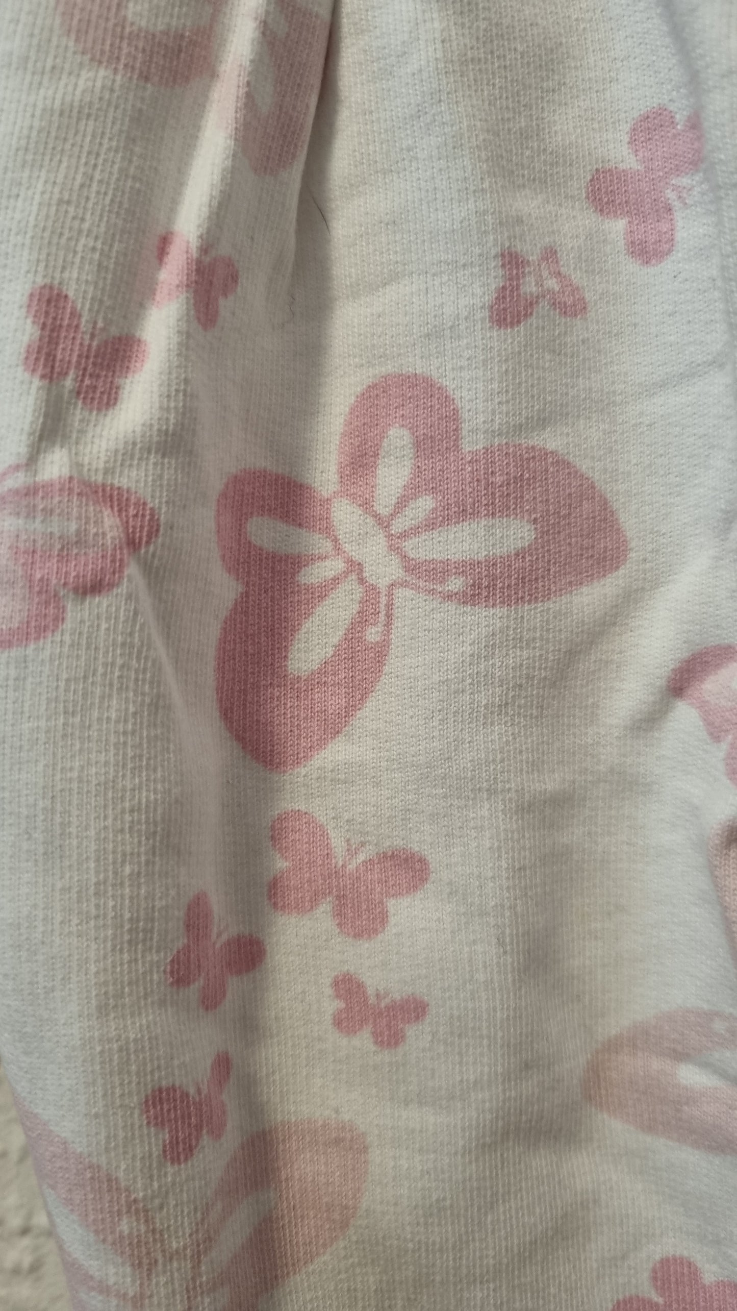 Hose mit Schmetterlingen