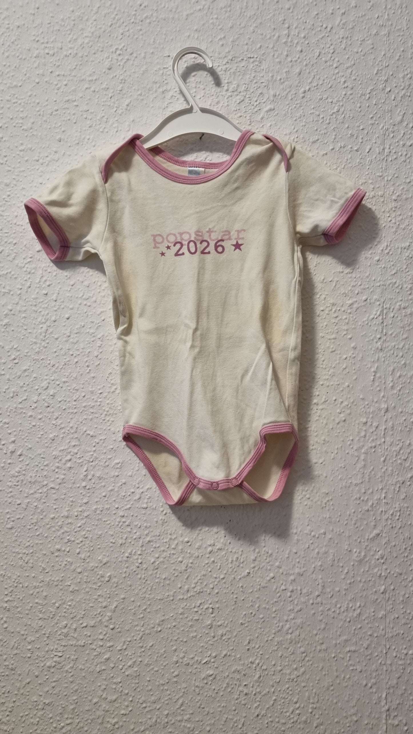 Kurzarmbody Popstar 2026