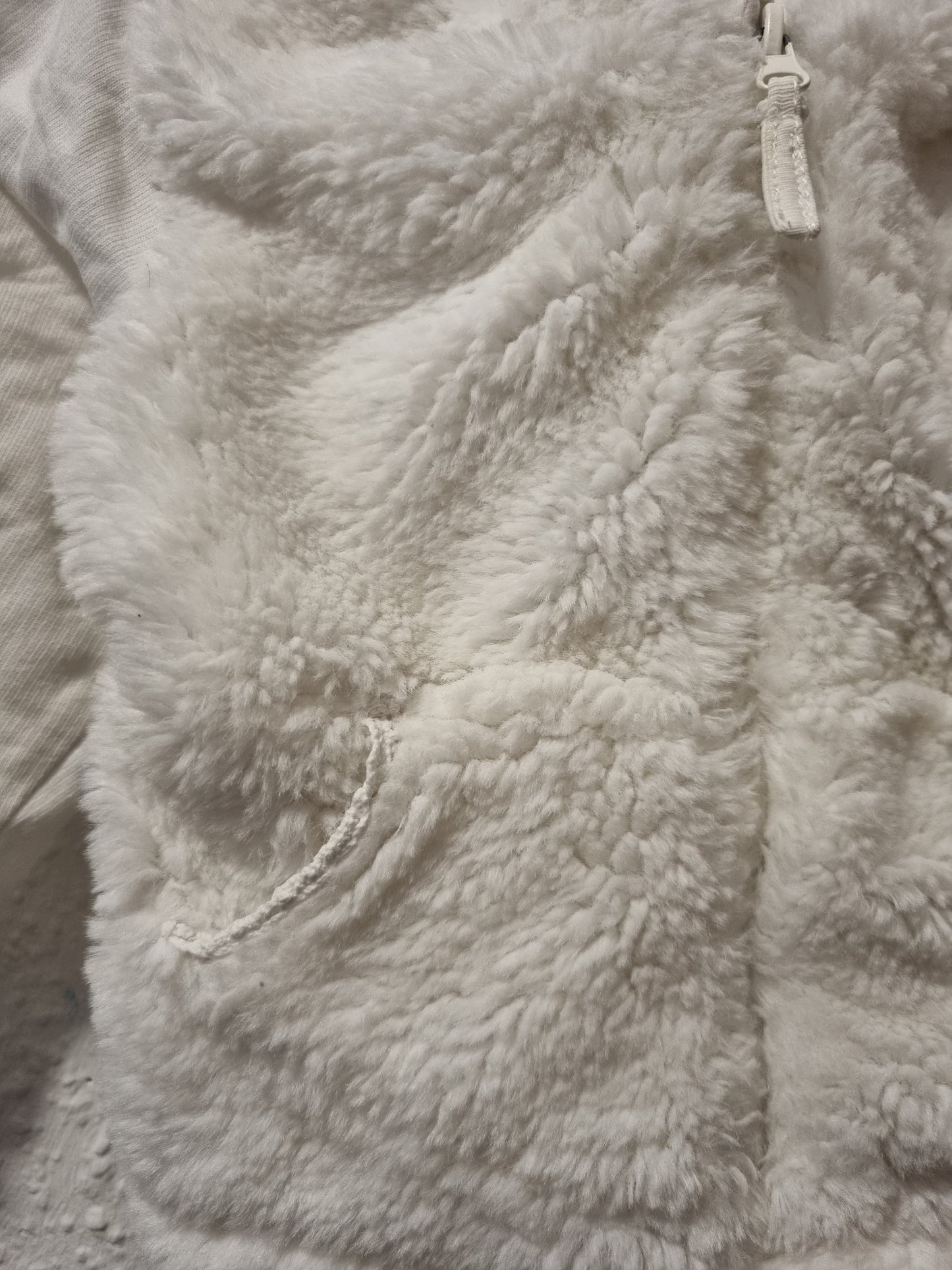 Kaputzenjacke mit Fell