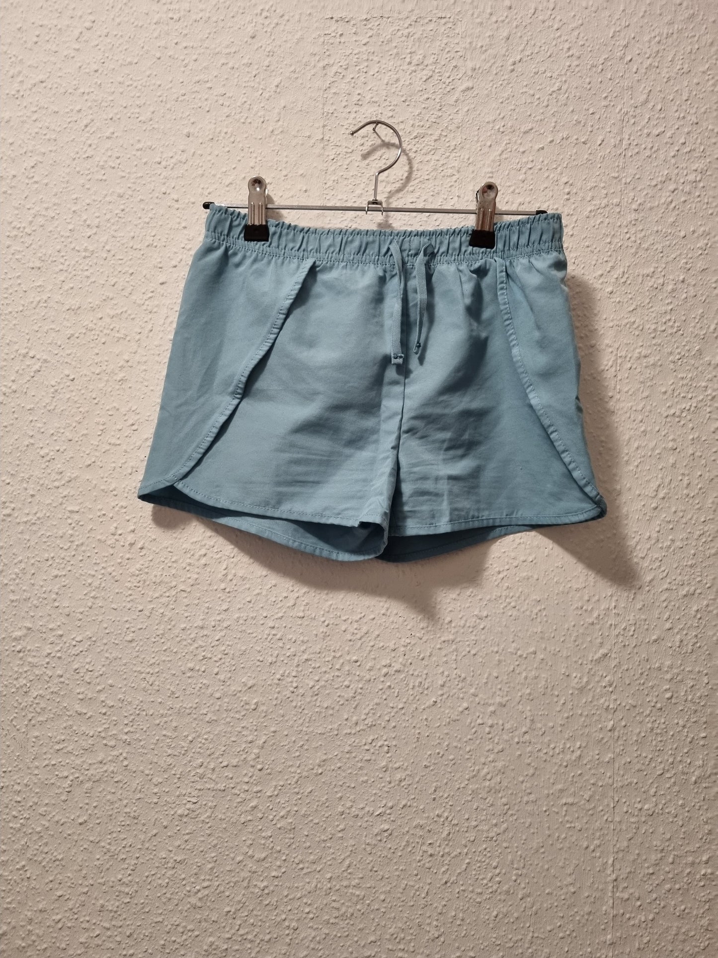 Sommershorts in Türkis