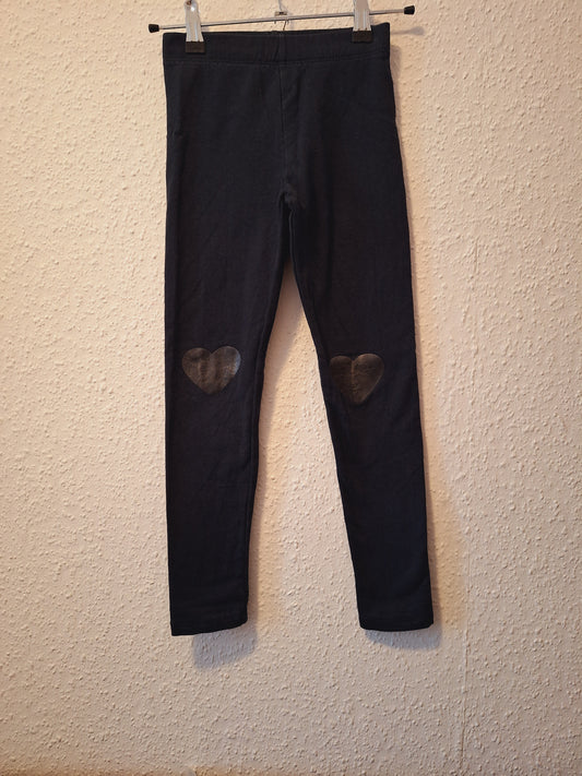 Leicht gefütterte Stoffhose mit Herz Schwarz 128