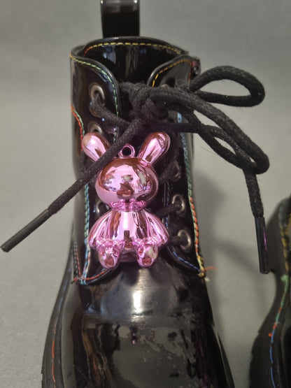 Schwarze gefütterte Stiefel