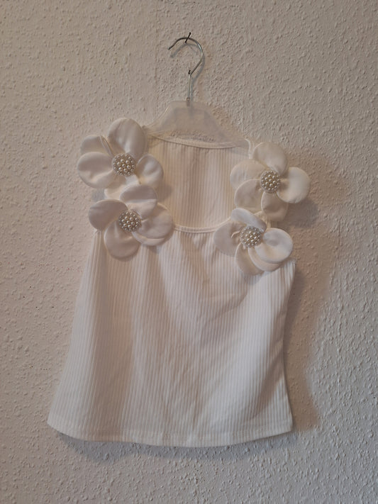 Weißes Shirt mit Blumen 146