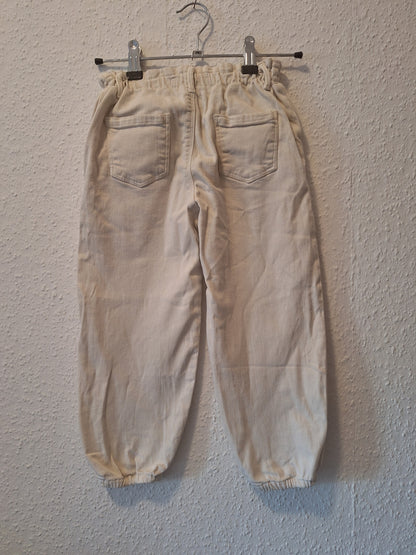 Jeanshose Cremeweiß 110