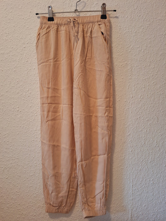 Leichte Sommerhose in Beige