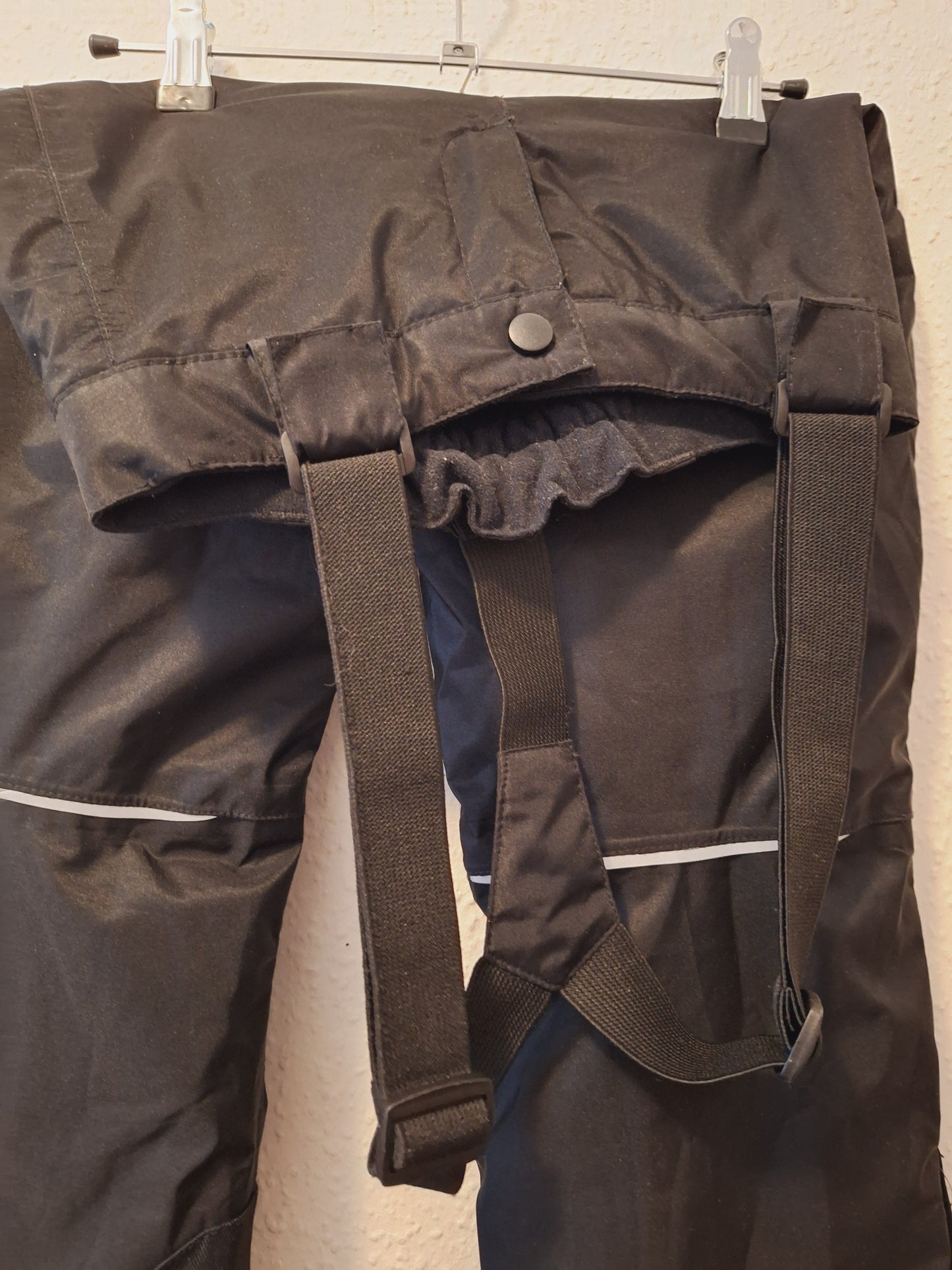 Schneehose schwarz 122/128