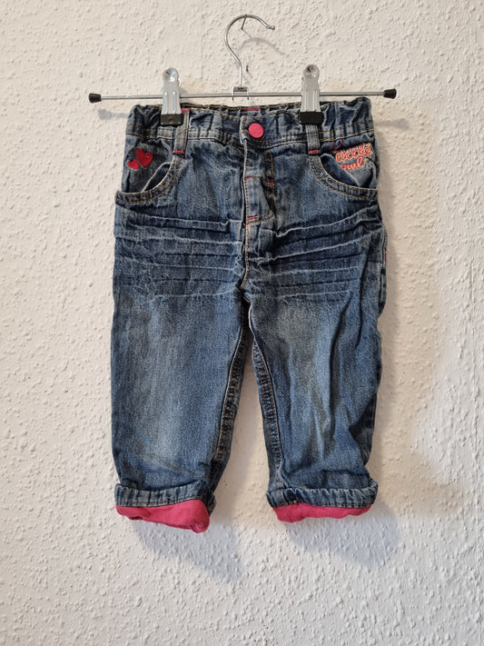 Jeanshose mit rosa Herzchen 74