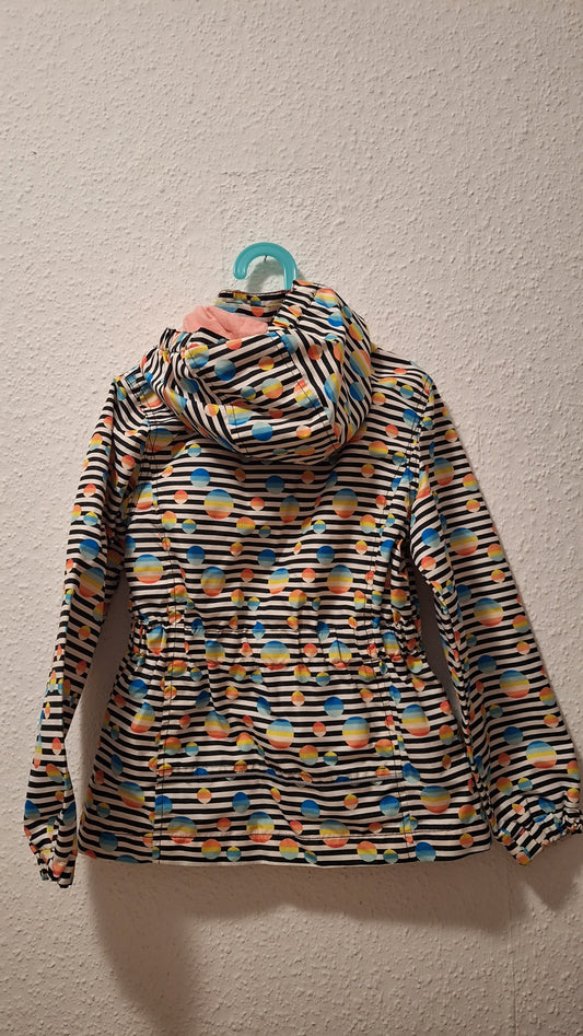 Farbenfrohe Regenjacke