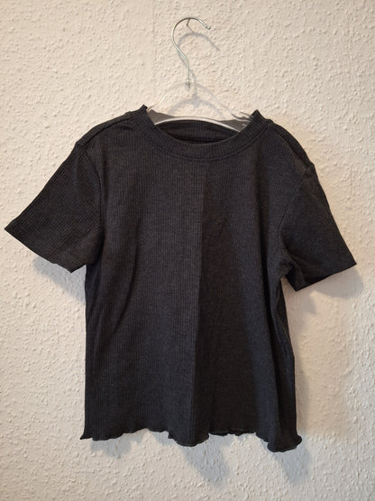 Enges Ripp-Shirt in Scchwarz