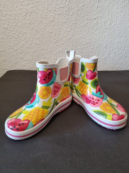 Halbhohe Gummistiefel in Weiß mit Früchten 28