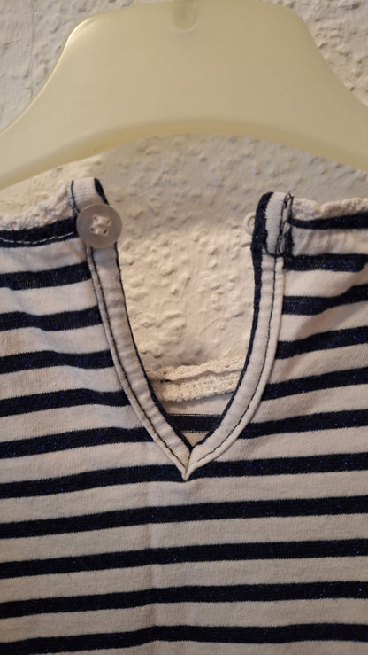 Weißes Blau gestreiftes Mini Mouse Shirt