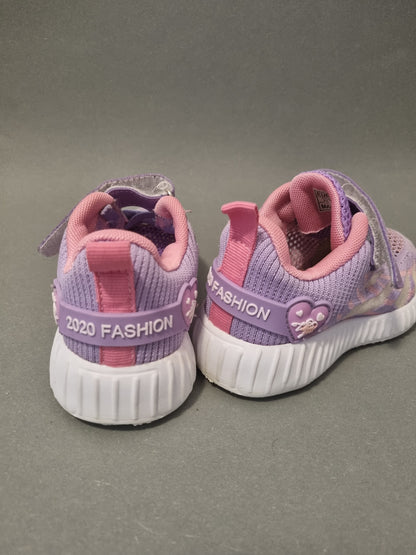 Stoffsneaker in Lavendel