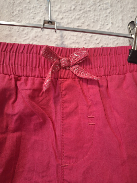 Short in Pink mit Schleife