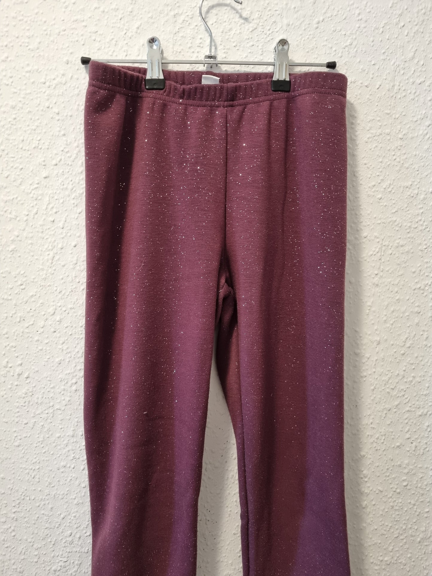 Weinrote gefütterte Stoffhose