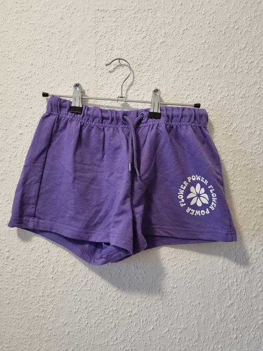 Stoff-Short in Lila