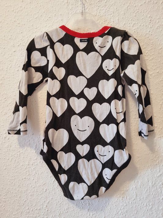 Langarmbody Schwarz mit Herzen 98
