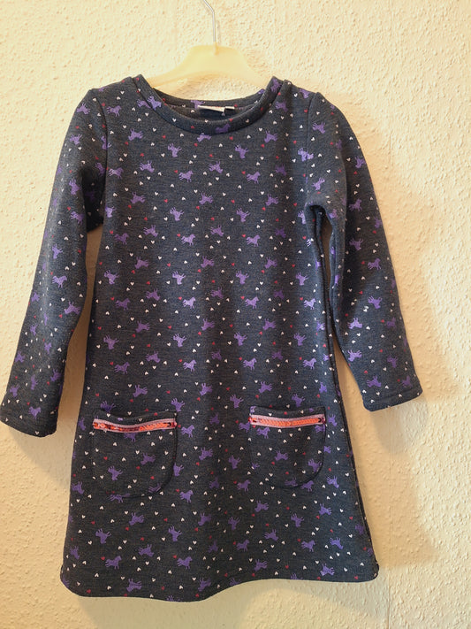Winterkleid mit Pferden 116