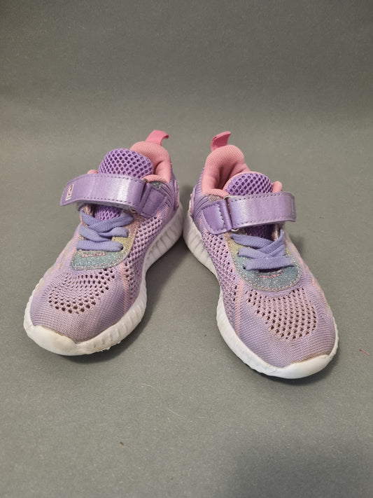 Stoffsneaker in Lavendel