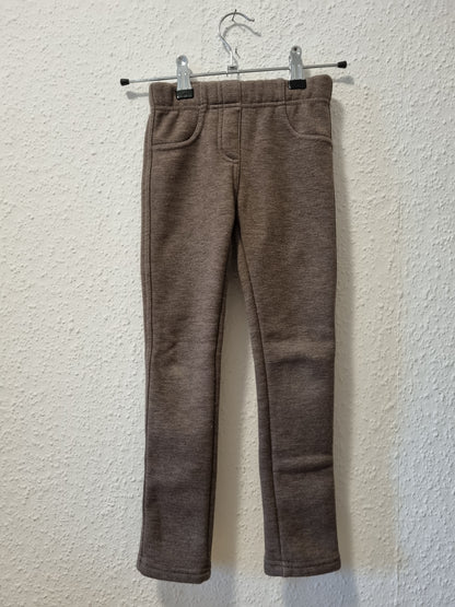 Gefütterte Stoffhose in Braun 110