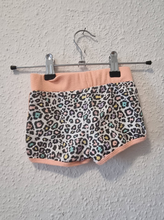 Stoffshort in buntem animal Print 74